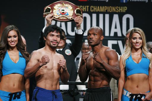 Pacquiao and Bradley at the weigh-in. 