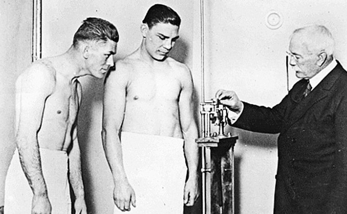 Tunney and Greb weigh-in. 