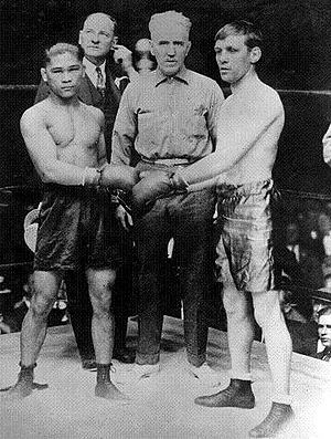 Villa and Wilde pose before their historic 1923 bout.