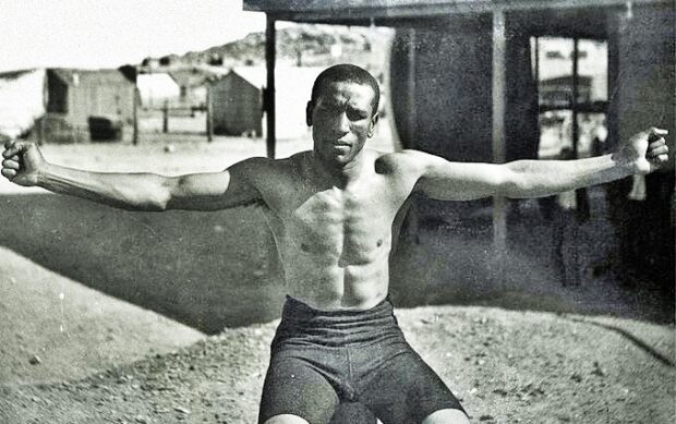 Top 12 All-Time Greatest Lightweights - 