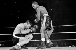 Dec. 10, 1958: Moore vs Durelle I