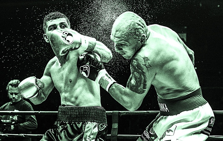 August 14, 2015: Glowacki vs Huck